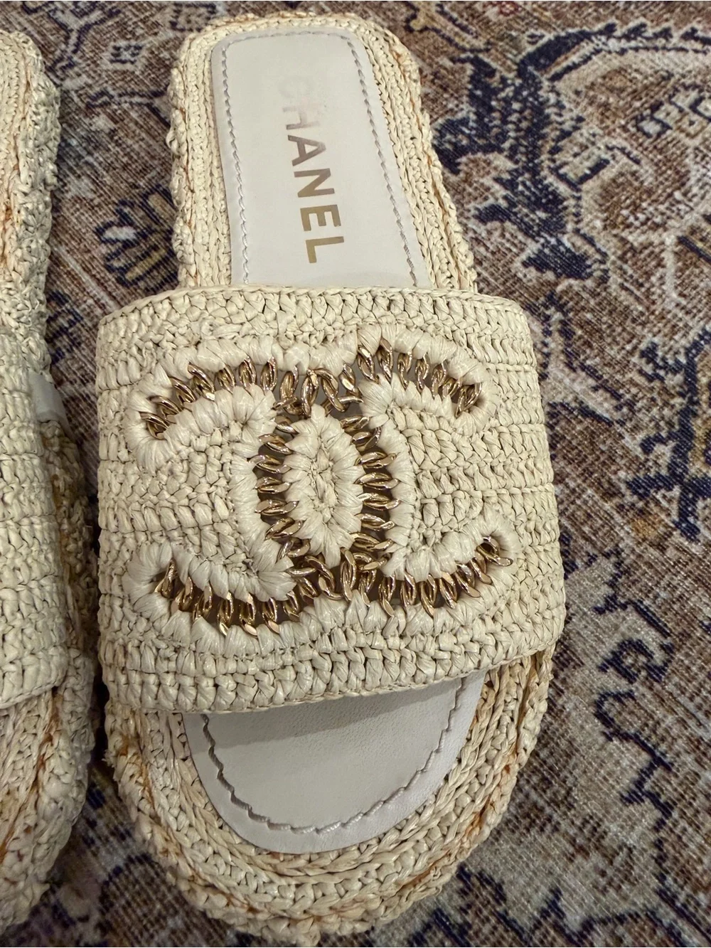 Chanel 21C Light Beige Raffia Mule Slides